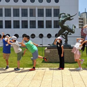 まるっと美術館ツアー「なりきりアート」
